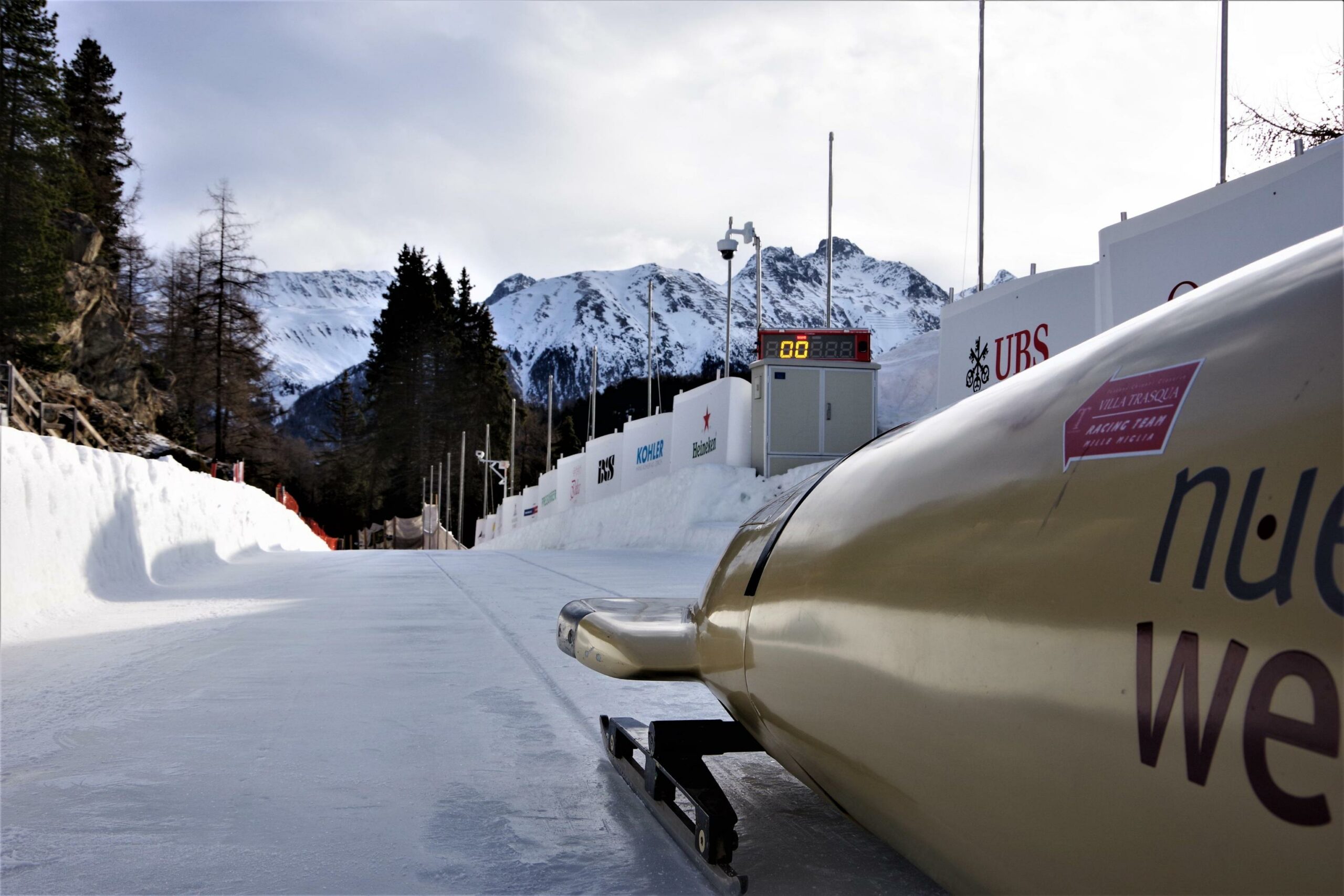 signal-2021-12-20-191002_010 Sigulda bobsleigh track